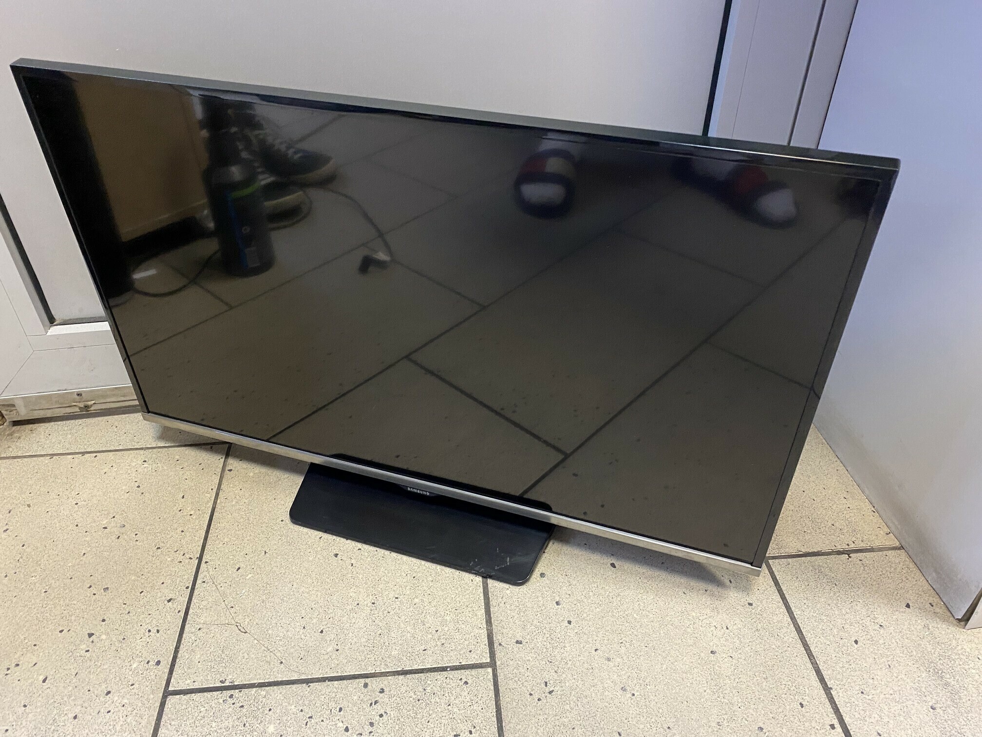 TELEWIZOR SAMSUNG UE32H5000AW 32" - OPIS | Telewizory | Loombard.pl