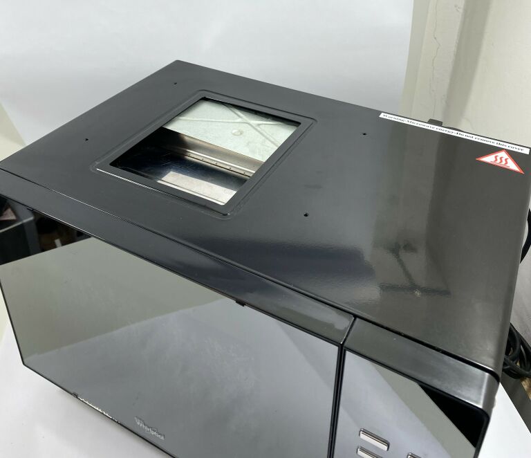 KUCHENKA MIKROFALOWA DO ZABUDOWY WHIRLPOOL AMW 10