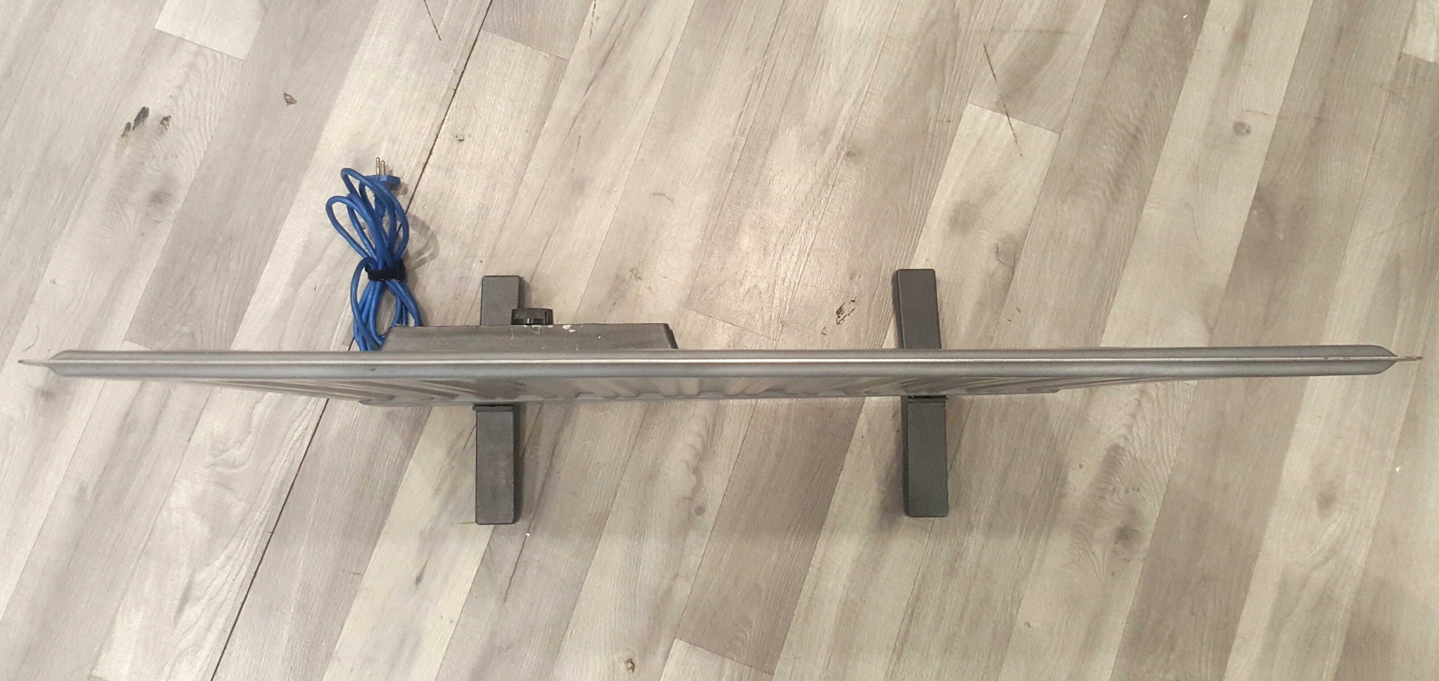 grzejnik-olejowy-panelowy-elektryczny-kolor-szary