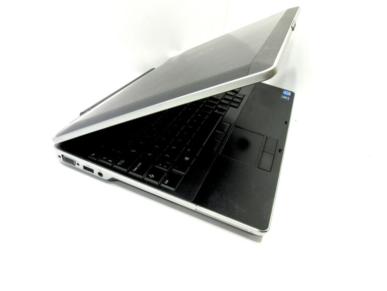 LAPTOP DELL LATITUDE E6530 I7-3740, 8GB RAM, 1TB - PĘKNIĘTY