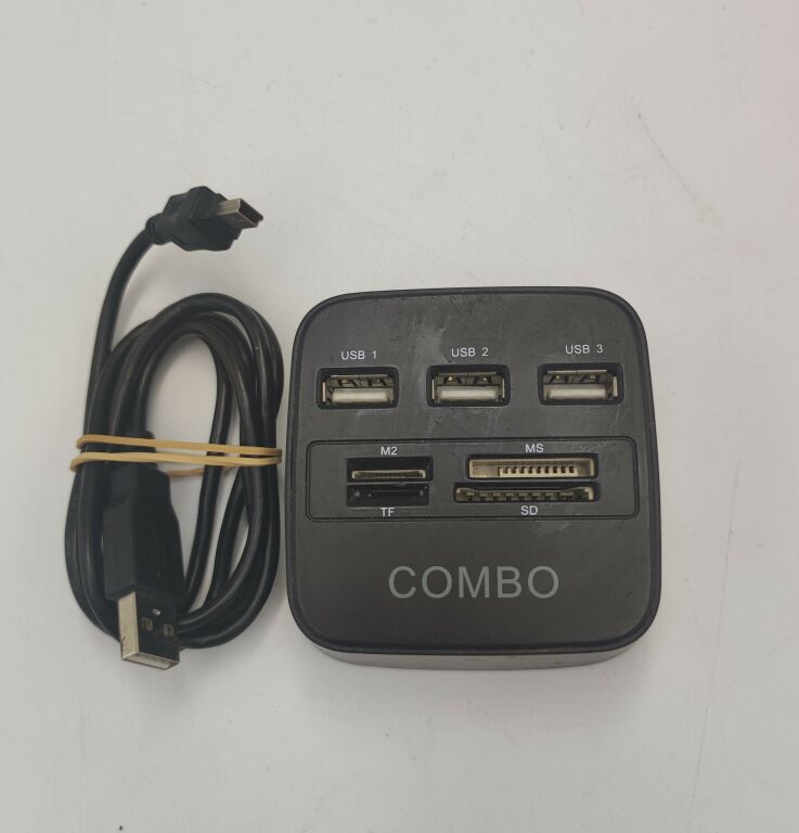 CZYTNK KART PAMIIĘCI CK-01 POLECAMY