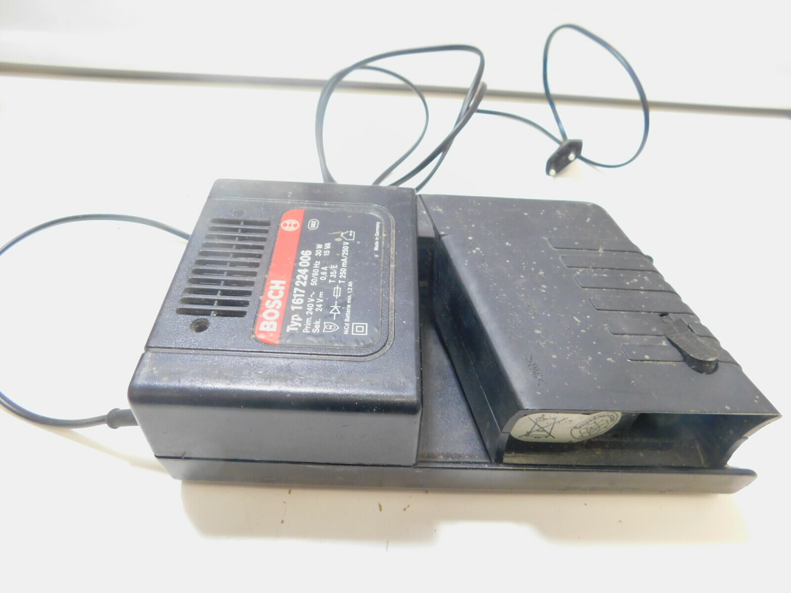 mlotowiertarka-bosch-gbh-24-vre-zestaw-energia-udaru-13