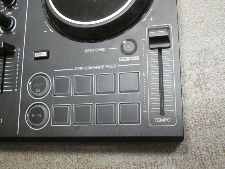 KONTROLER/MIKSER PIONEER DJ DDJ-200 2-KANAŁOWY
