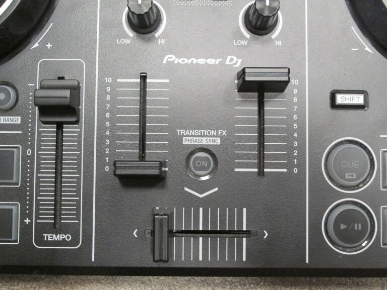 KONTROLER/MIKSER PIONEER DJ DDJ-200 2-KANAŁOWY