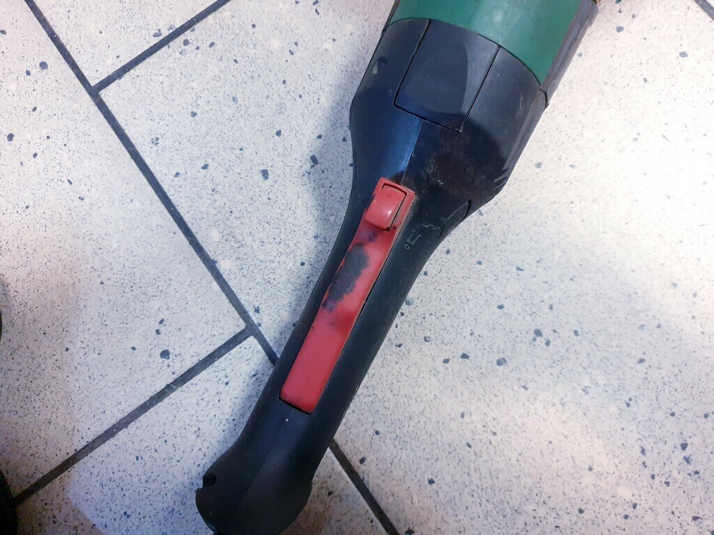 duza-szlifierka-katowa-parkside-230mm-product-id