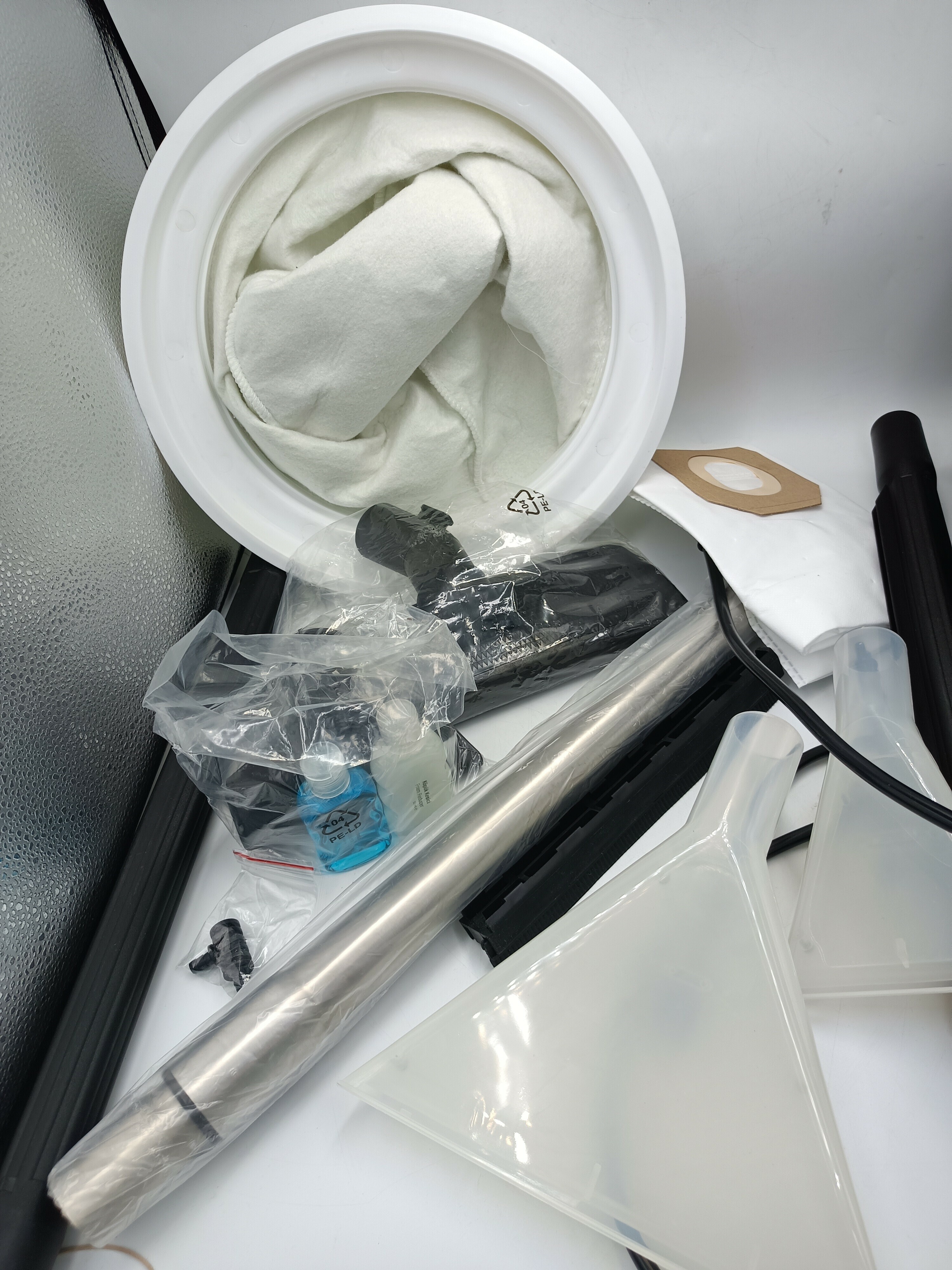 odkurzacz-pioracy-ambasador-europe-2018-jak-nowy-funkcje-pranie