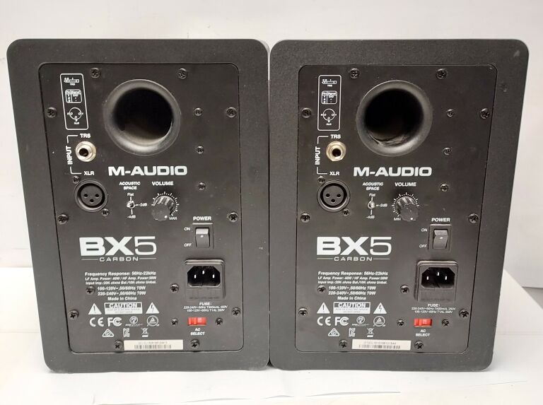 GŁOŚNIKI M-AUDIO BX5 CARBON. PLUS M-AUDIO M-TRACK