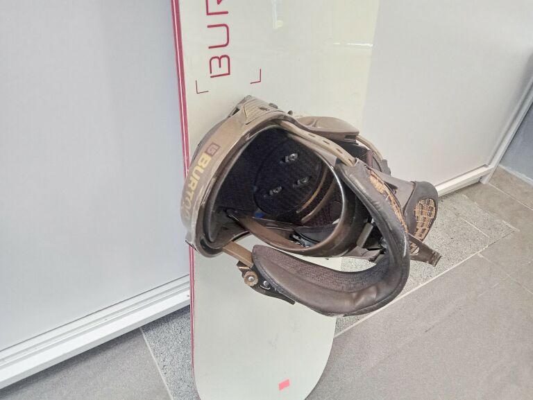 DESKA SNOWBOARDOWA BURTON CUSTOM X 160CM Z WIĄZANI