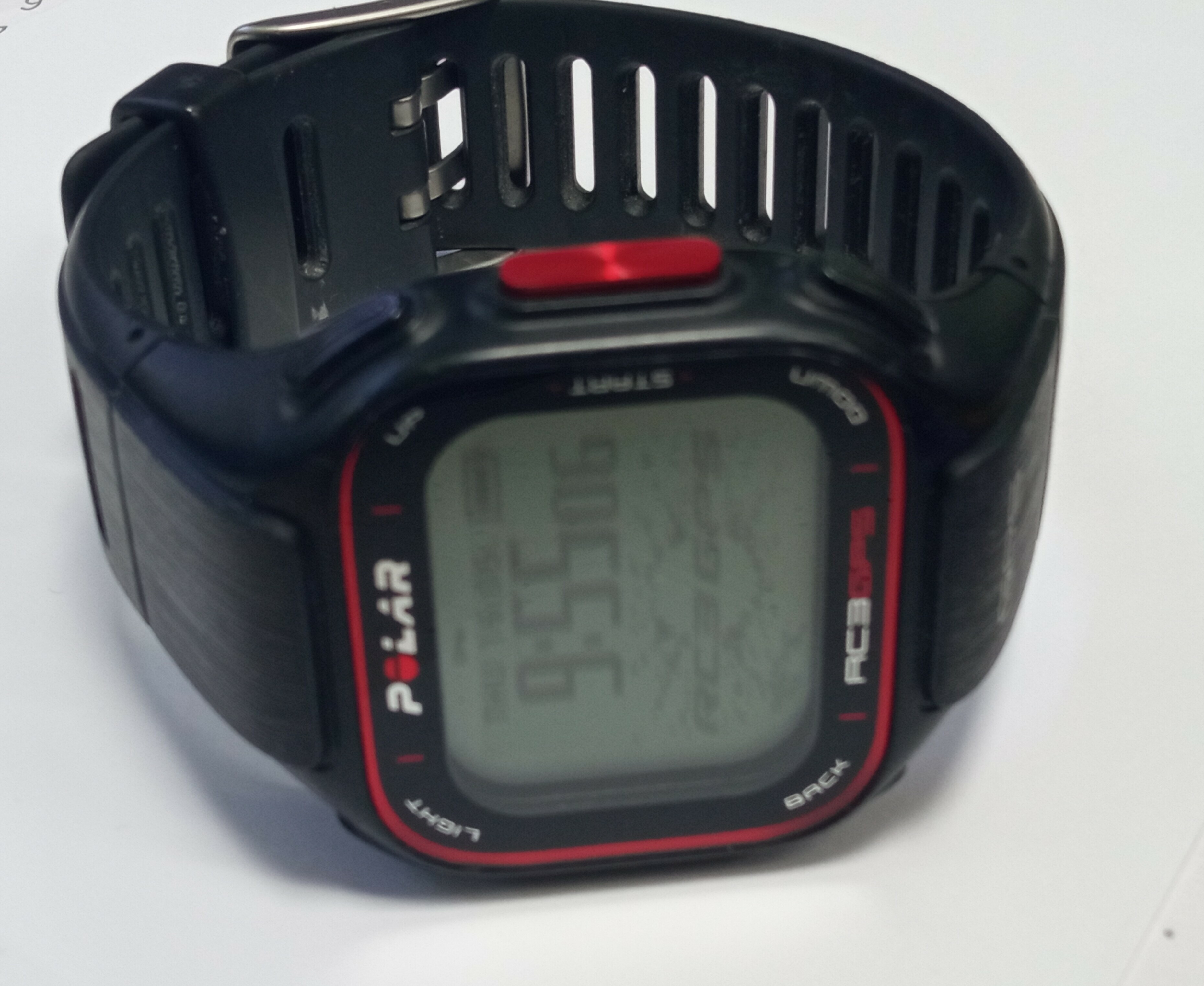 smartwach-treningowy-polar-rc3-gps-funkcje-datownik