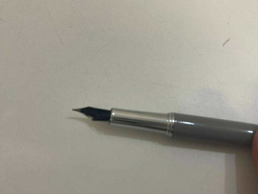 zestaw-notatnik-z-piorem-hugo-boss-marka-boss