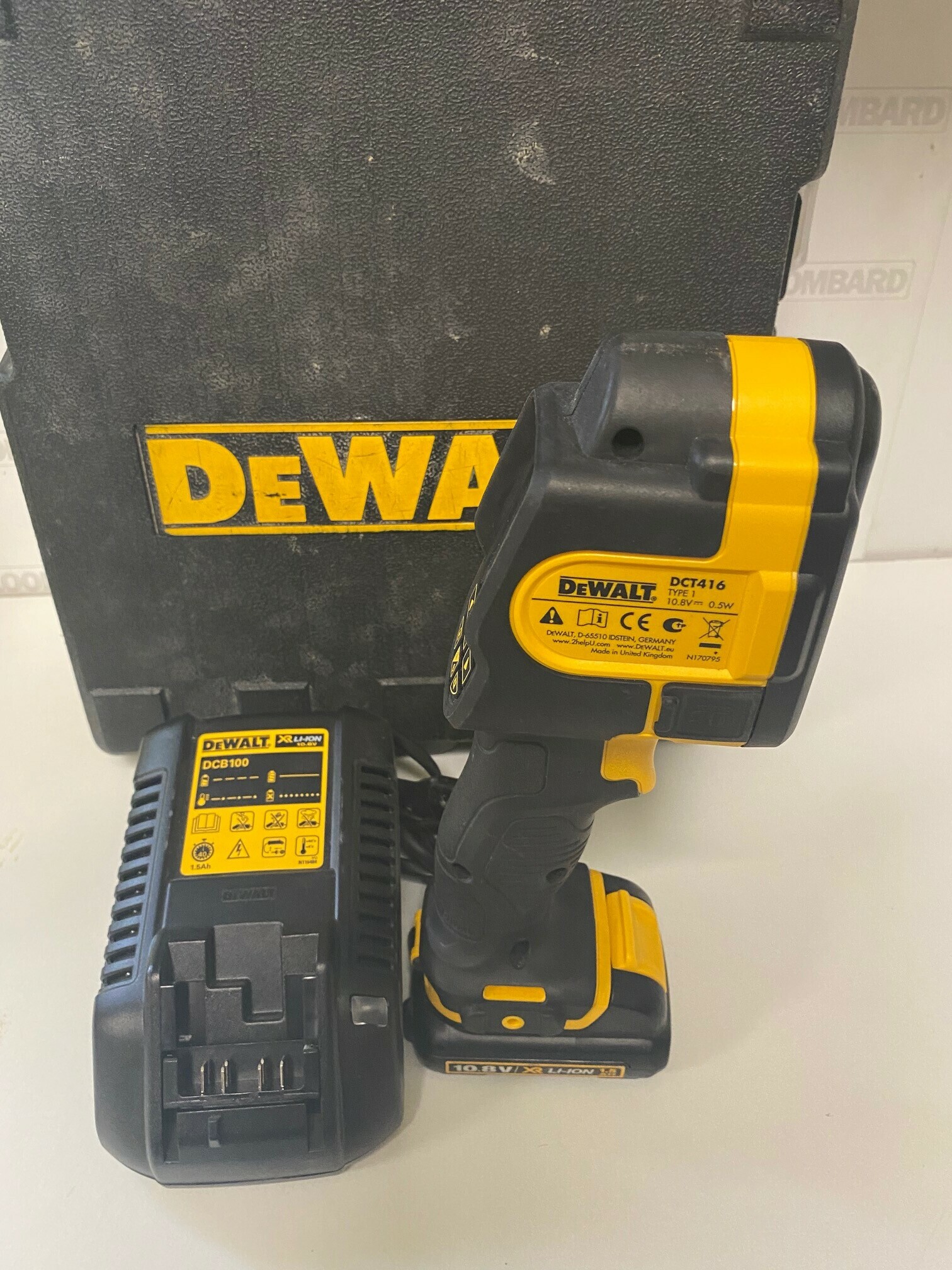 kamera-termowizyjna-dewalt-dct416s1-komplet-zasilanie-akumulatorowe