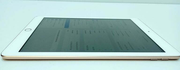 TABLET APPLE IPAD 6 A1893 WIFI 128GB BAT.76%