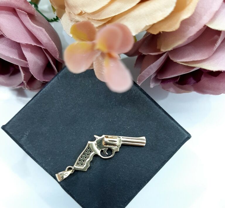 zlota-zawieszka-rewolwer-czarne-cyrkonie-pr585-185g-rodzaj-2205-2