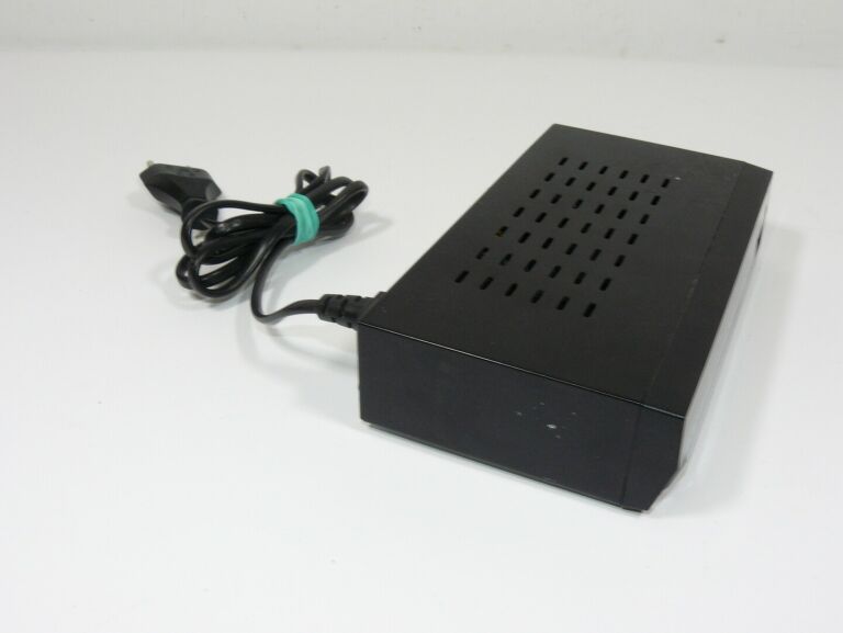 DEKODER DVB-T CABLETECH URZ0194 @OPIS