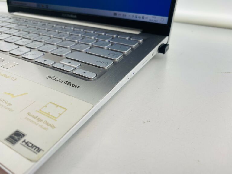 NOTEBOOK ASUS VIVOBOOK S13 S330U I5,256SSD,8GB