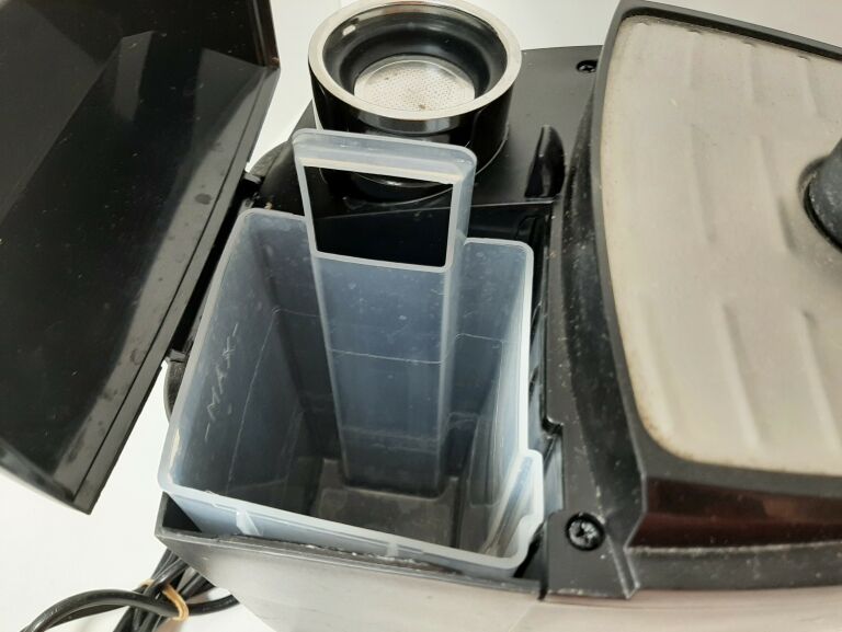 EKSPRES DELONGHI EC157
