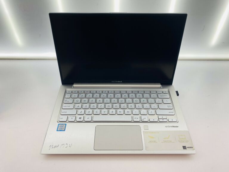 NOTEBOOK ASUS VIVOBOOK S13 S330U I5,256SSD,8GB