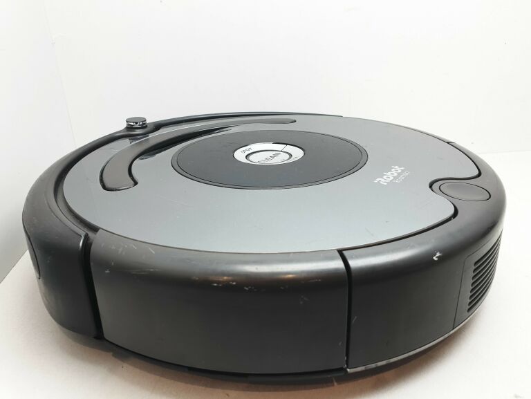 ROBOT SPRZĄTAJĄCY IROBOT ROOMBA 676