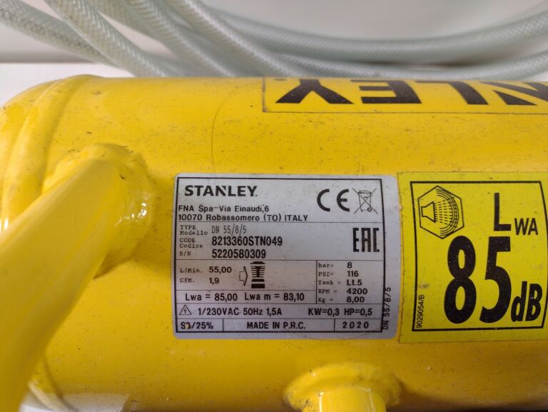 KOMPRESOR BEZOLEJOWY STANLEY DN 55/8/5 + WĄŻ 8BAR