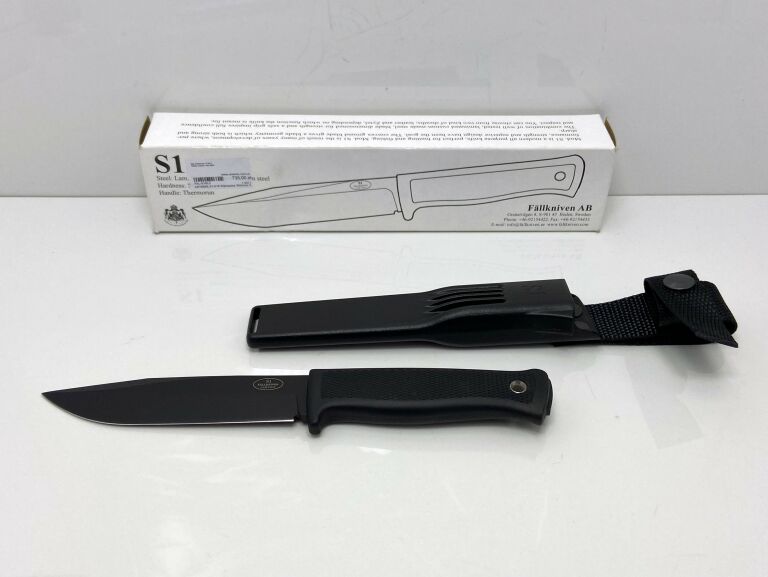 FALLKNIVEN CZARNY NÓŻ MYŚLIWSKI SURVIVAL S1 13CM