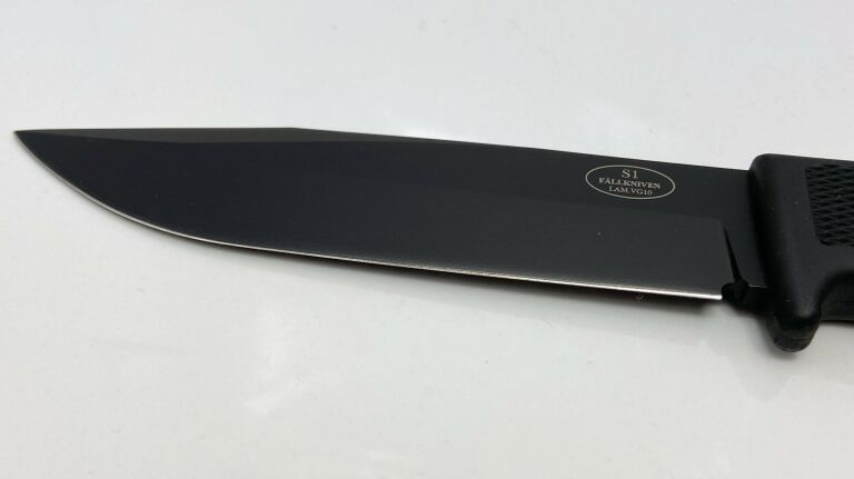 FALLKNIVEN CZARNY NÓŻ MYŚLIWSKI SURVIVAL S1 13CM