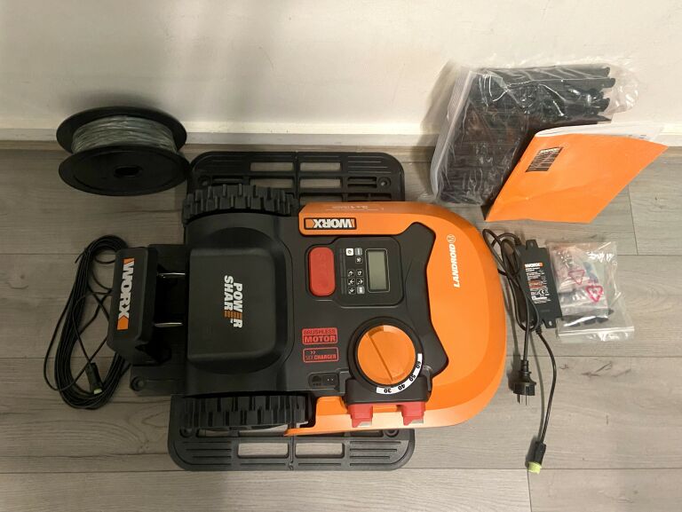 WORX ROBOT KOSZĄCY LANDROID 1000M2 WI-FI WR143E