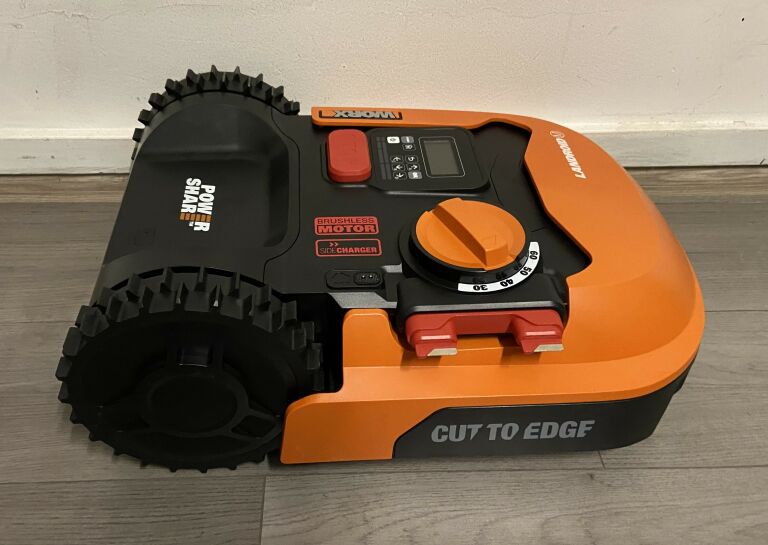 WORX ROBOT KOSZĄCY LANDROID 1000M2 WI-FI WR143E