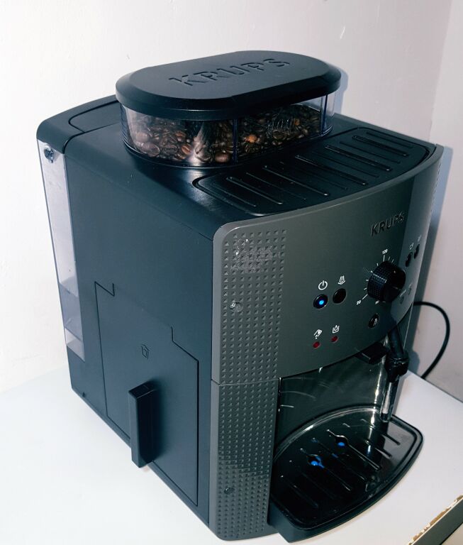 ekspres-do-kawy-krups-ea81-ean-gtin-0010942215714