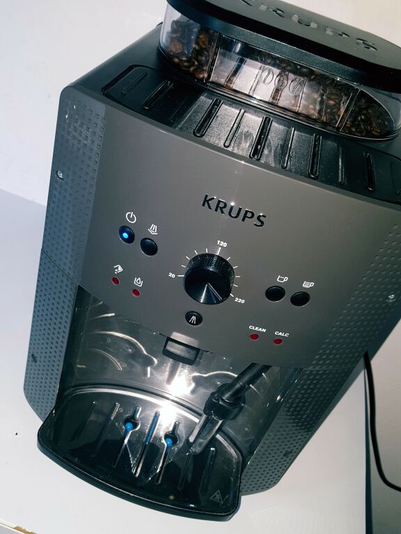 ekspres-do-kawy-krups-ea81-stan-11323-2