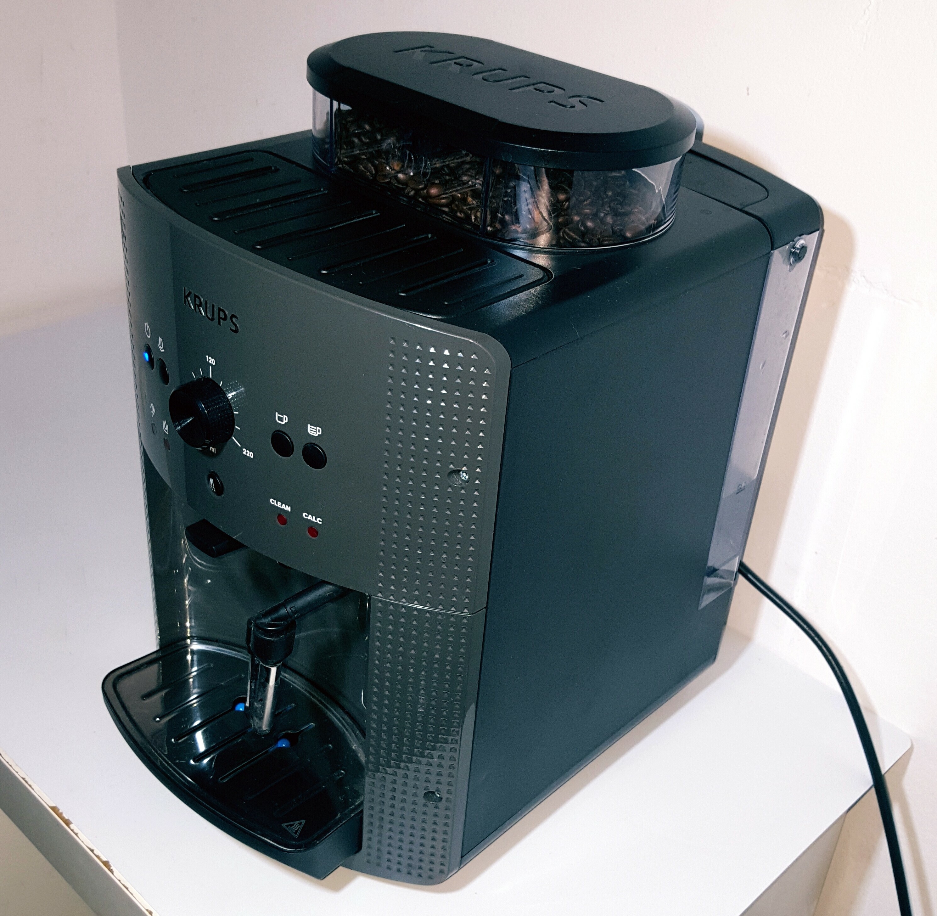ekspres-do-kawy-krups-ea81-marka-2928-3