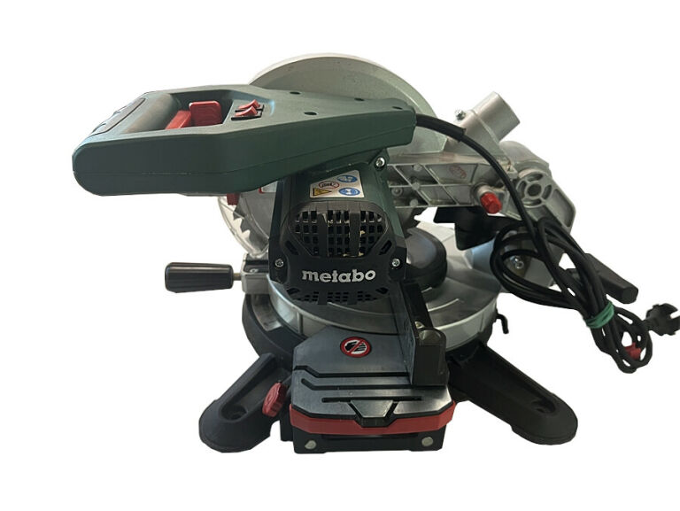 PIŁA UKOŚNA METABO KS 216 M LASERCUT 1100W
