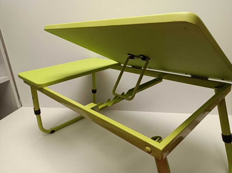 PODSTAWKA POD LAPTOPA ZIELONA JYSK