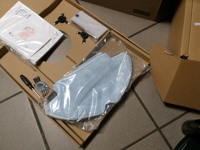 ROBOT SPRZĄTAJĄCY PUPPYOO R6 JAK NOWY KOMPLET !