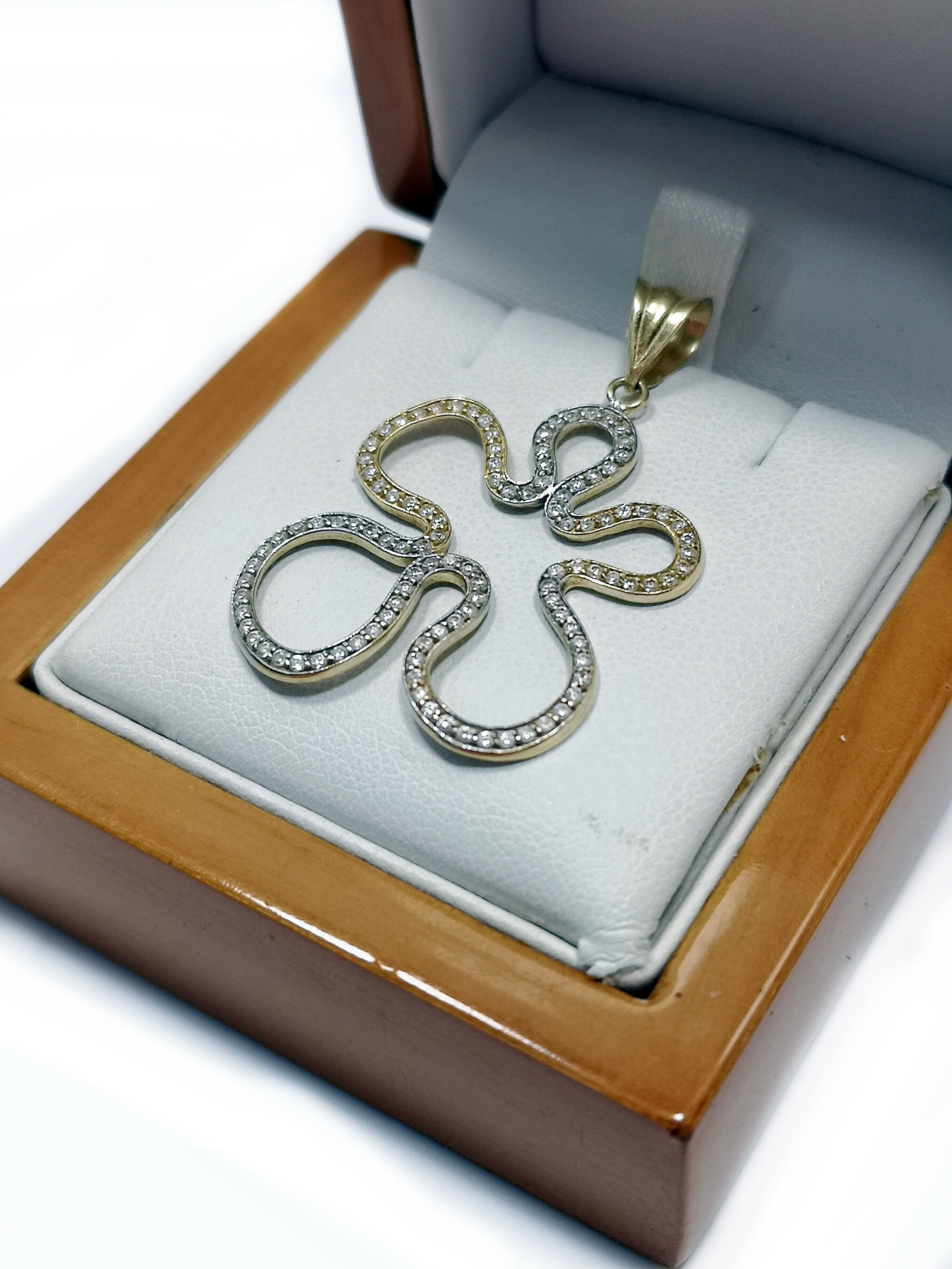 ciekawa-zlota-zawieszka-252g-nazwa-koloru-producenta-loombard