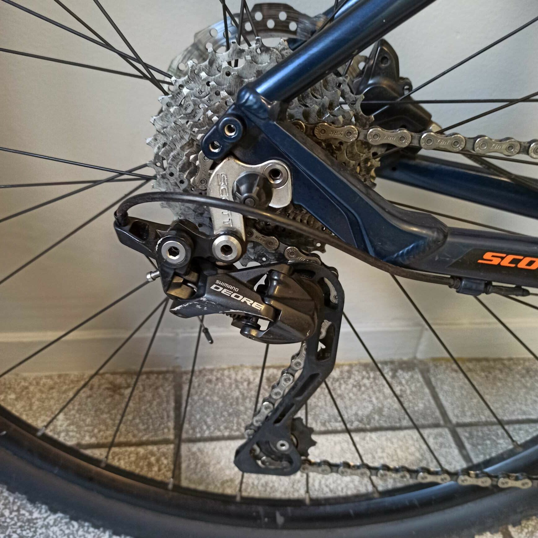 rower-scott-sub-cross-20-28-rozmiar-ramy-56-cm