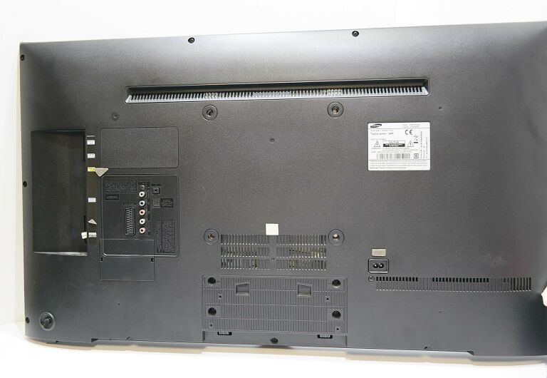 TELEWIZOR SAMSUNG UE39F5000AW 39 CALI