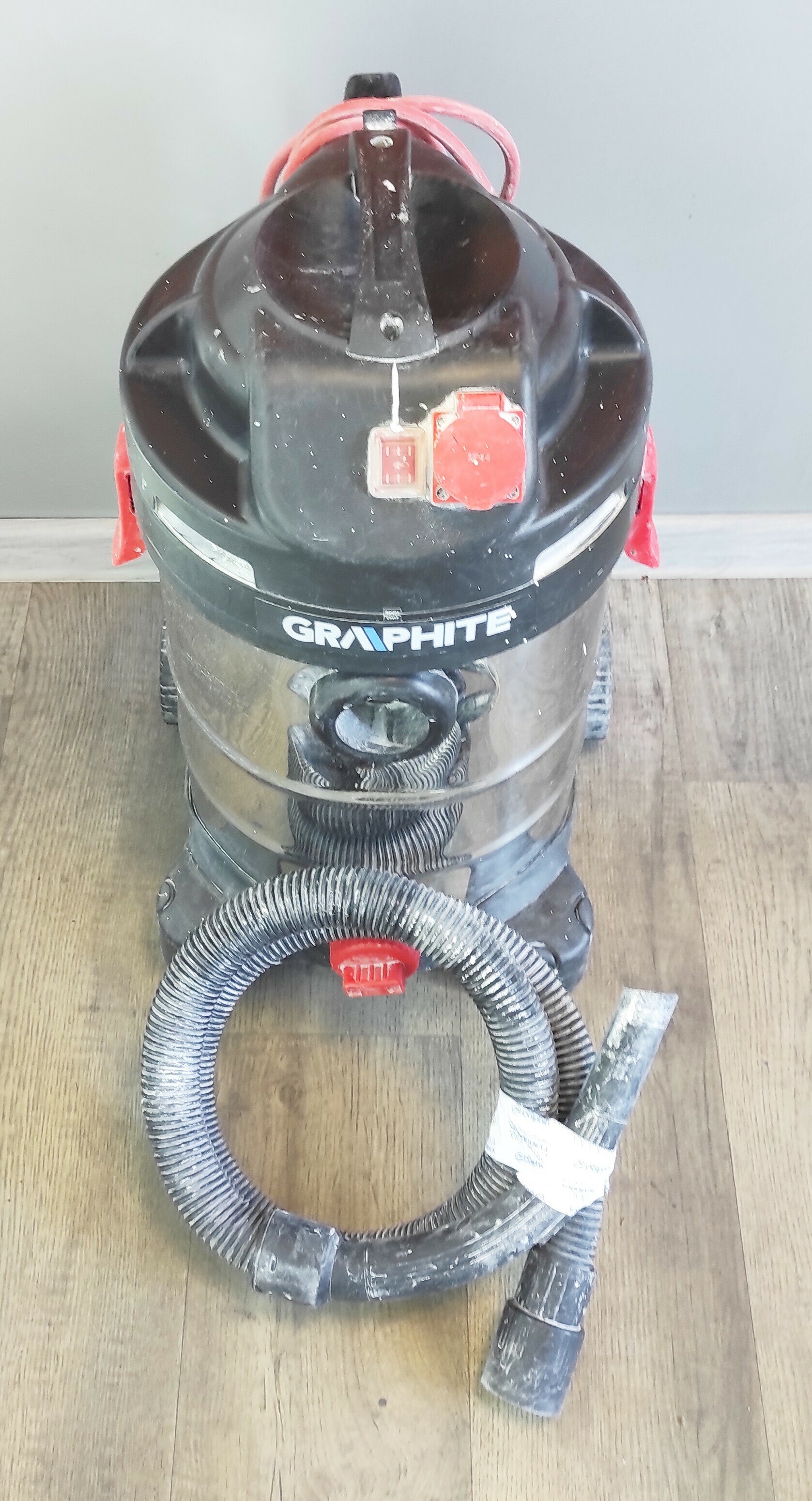 odkuracz-przemyslowy-graphite-59g607-wp-167-slubice