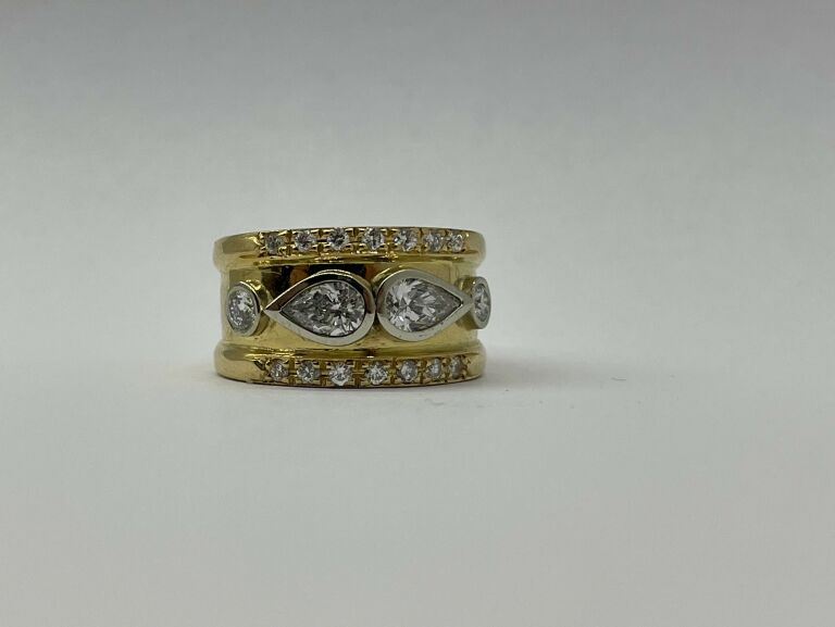 18-karatowy-pierscionek-diamenty-1790-stan-uzywany