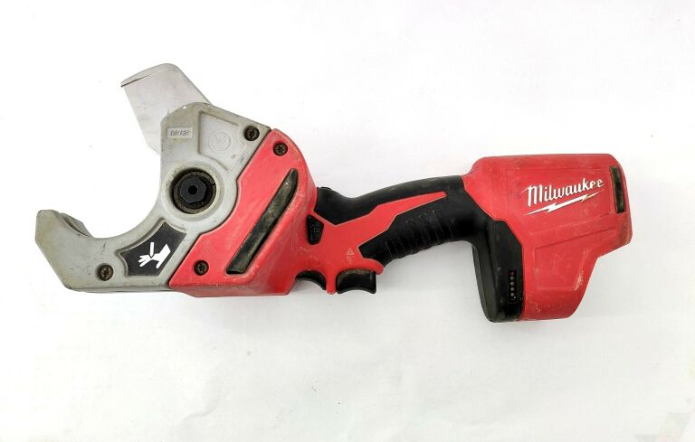 OBCINAK DO RUR PEX MILWAUKEE C12 PPC