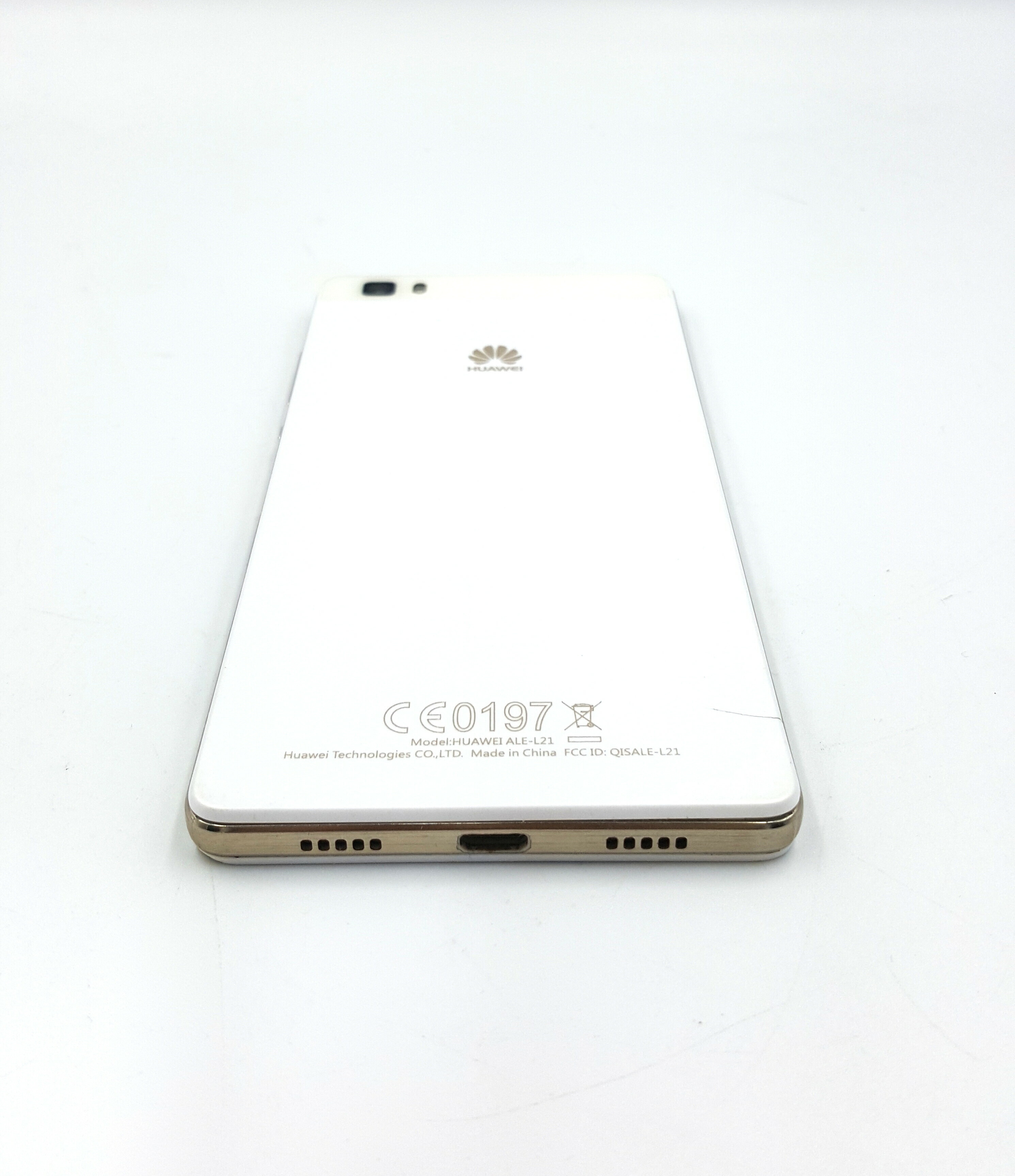 huawei-p8-lite-uszkodzony-lcd-ladny-wbudowana-pamiec-16-gb
