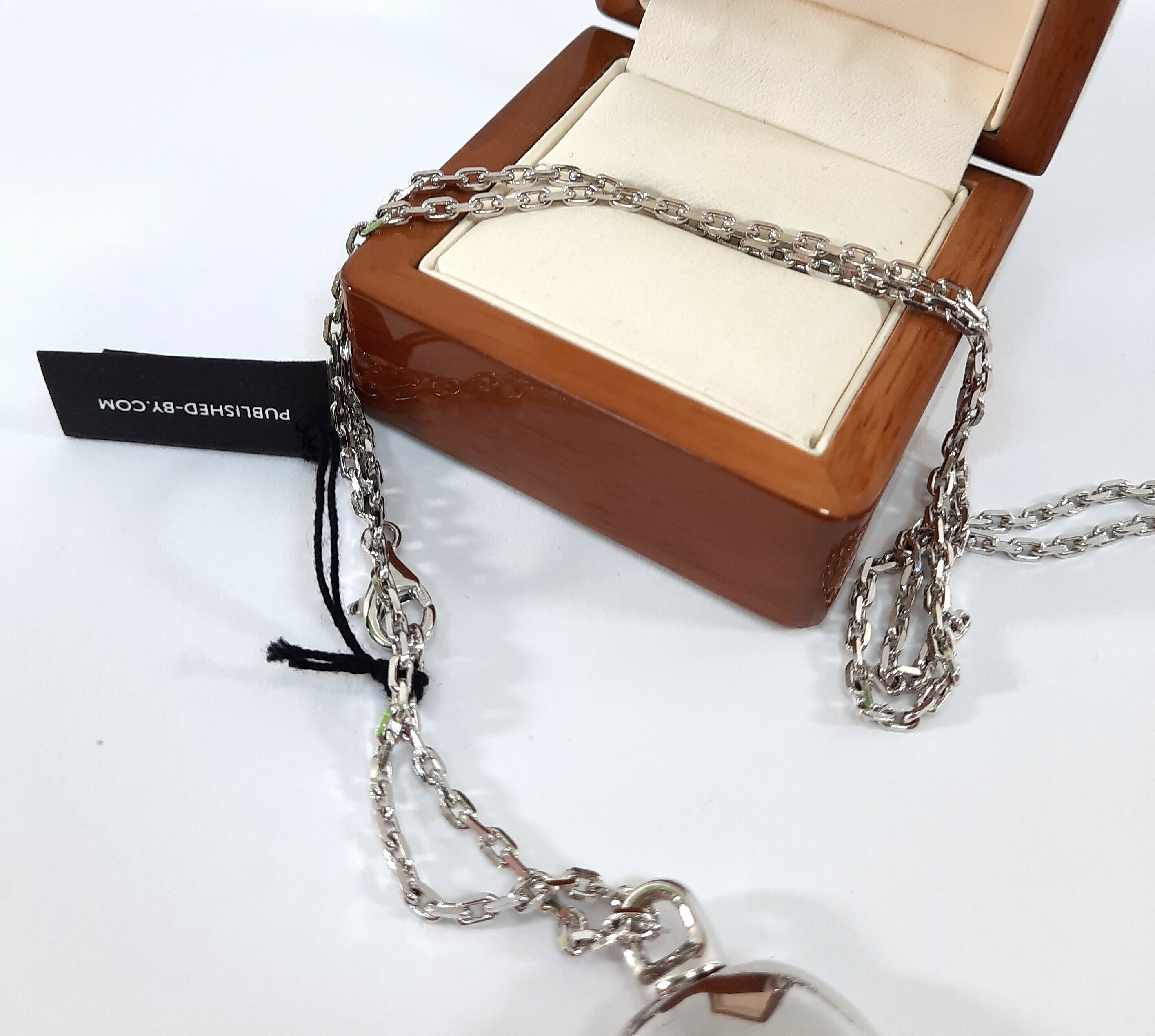 srebrny-naszyjnik-marki-published-by-925-dl-56-kamienie-221-16