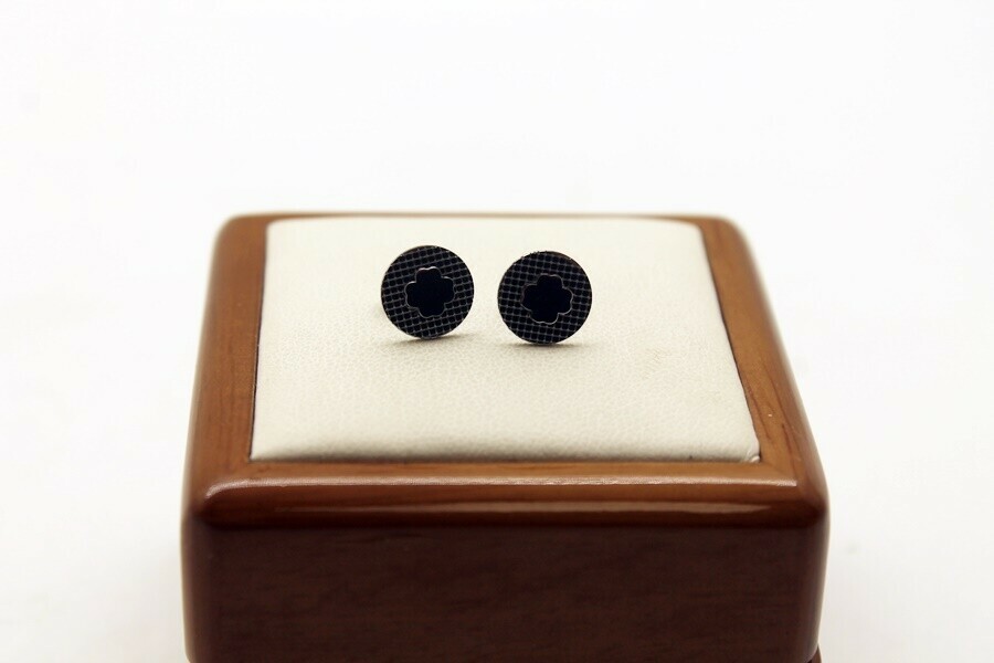 kolczyki-stal-chirurg-srebrny-kolor-koniczyna-traugutta-85-wroclaw