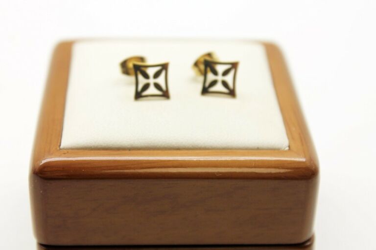 ciekawe-kolczyki-stal-chirurgiczna-zloty-kolor-stan-nowy