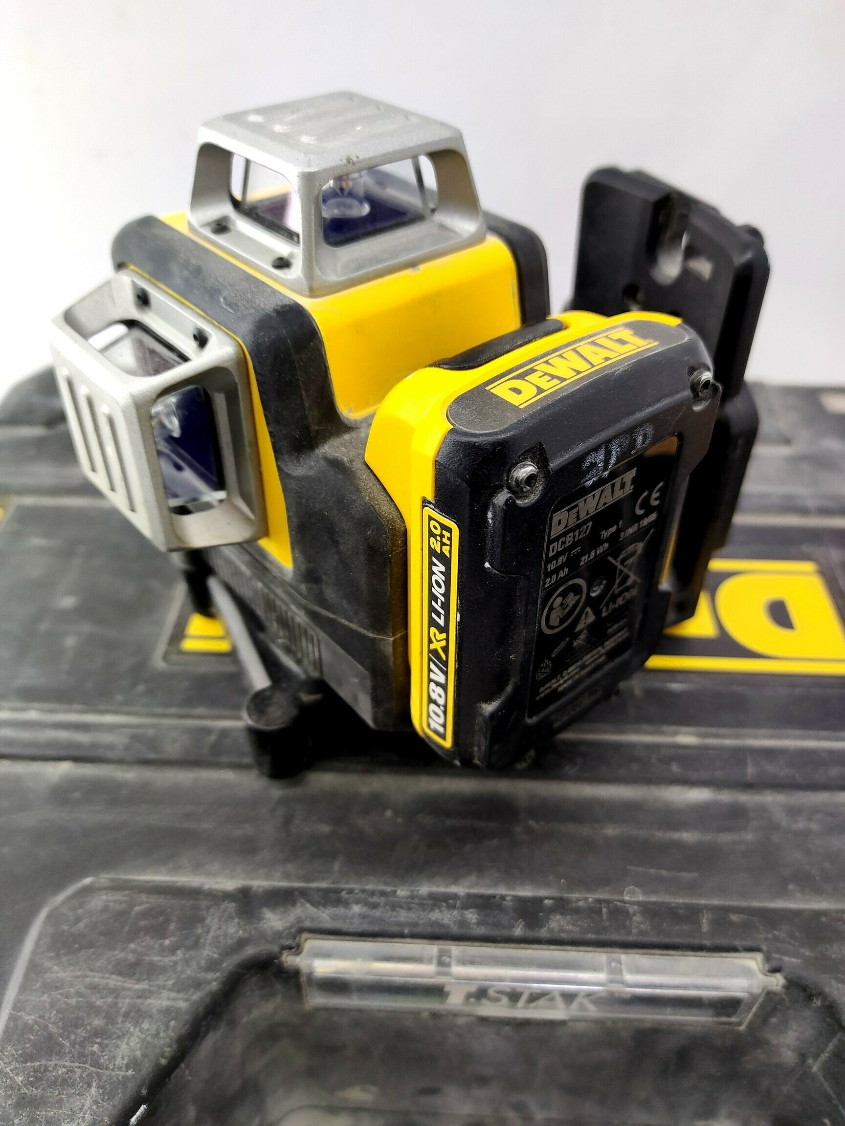 LASER KRZYŻOWY DEWALT DCE089 KOMPLET | Lasery krzyżowe | Loombard.pl