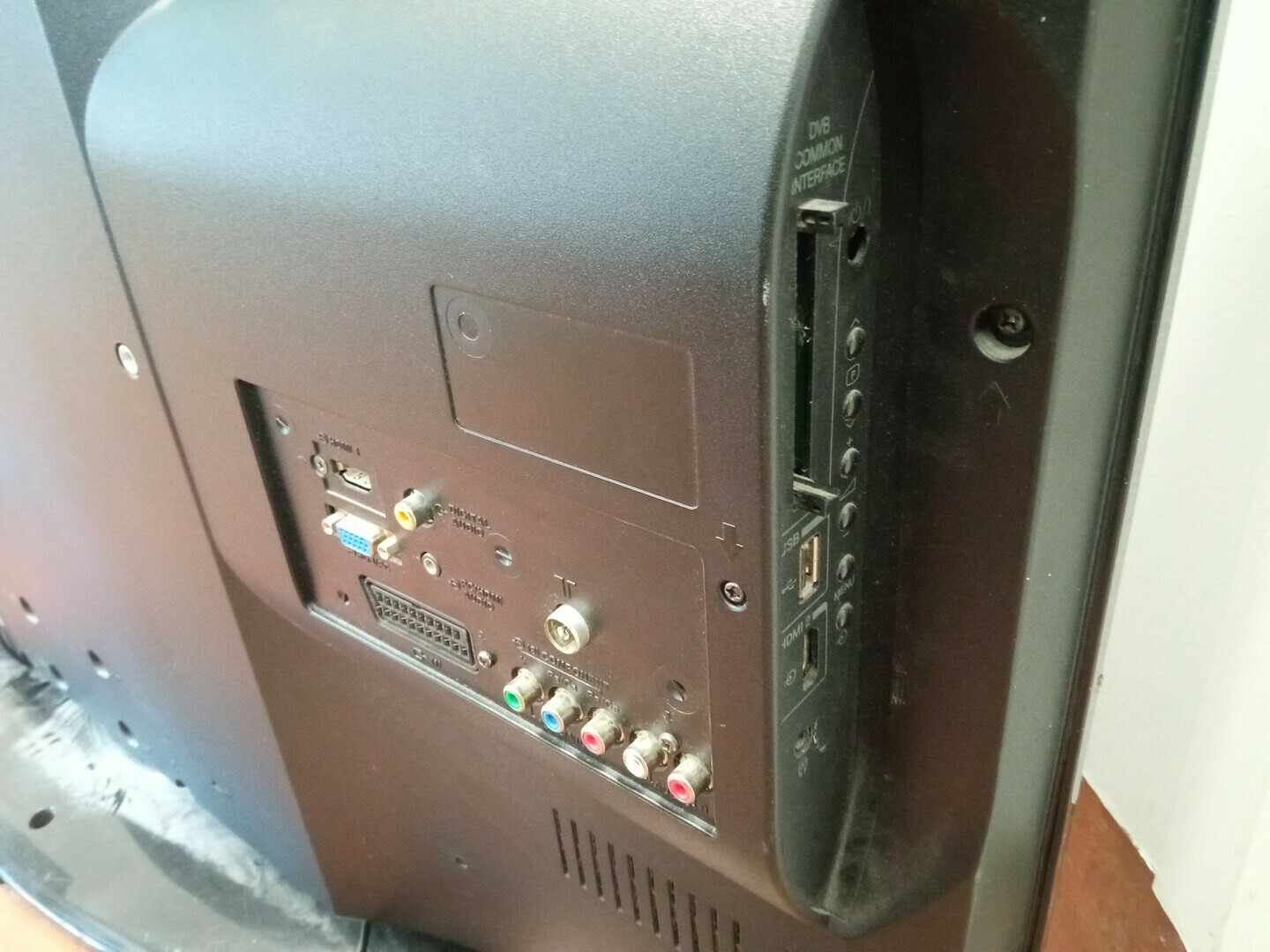 telewizor-toshiba-40lv833g-typ-telewizora-led