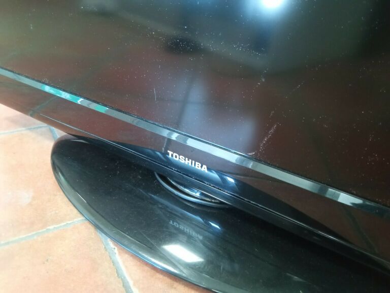 telewizor-toshiba-40lv833g-stan-uzywany