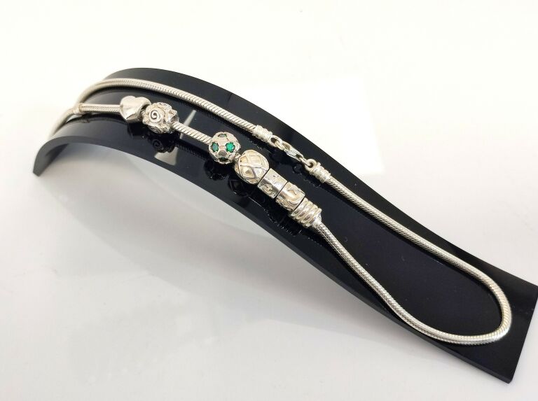 srebrny-naszyjnik-pandora-z-charmsami-925-46cm-proba-srebra-925