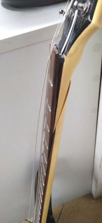 CZYTAJ OPIS GITARA ESP LTD F 50 BLACK