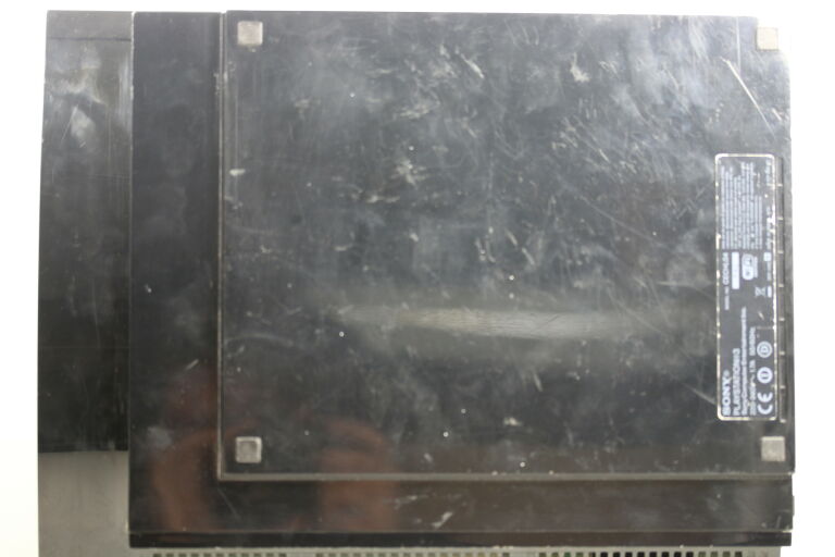 konsola-ps3-uszkodzony-wersja-konsoli-classic