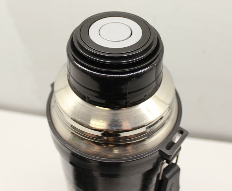 TERMOS METTLE 1000ML 2 KUBKI